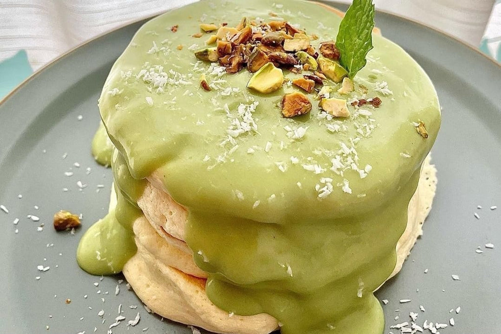 PANQUECAS AMERICANAS COM CREME DE PISTACHE